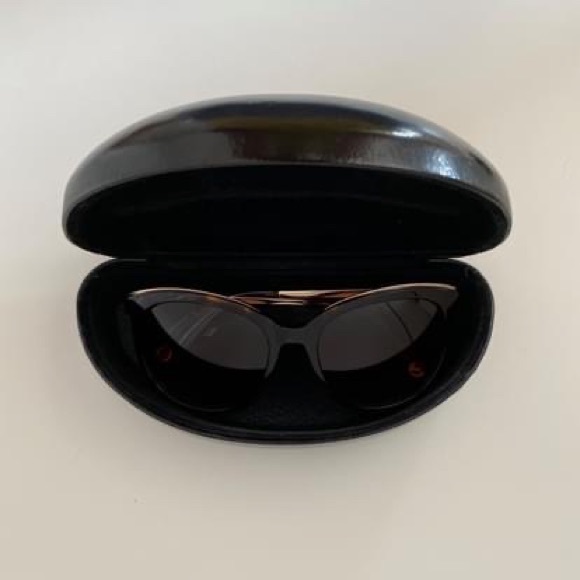 Michael Kors Sunglasses with case. - Picture 7 of 7